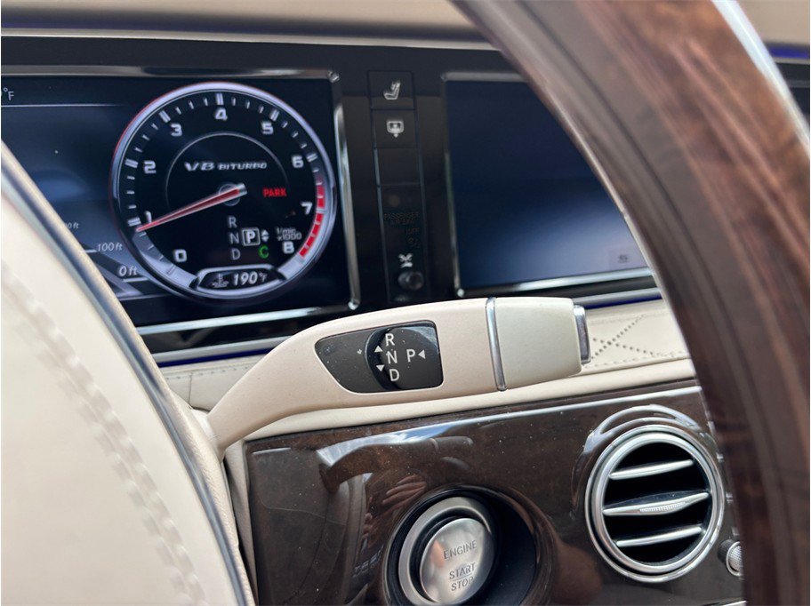 Used 2015 Mercedes-Benz S 63 AMG 4MATIC Sedan image 39