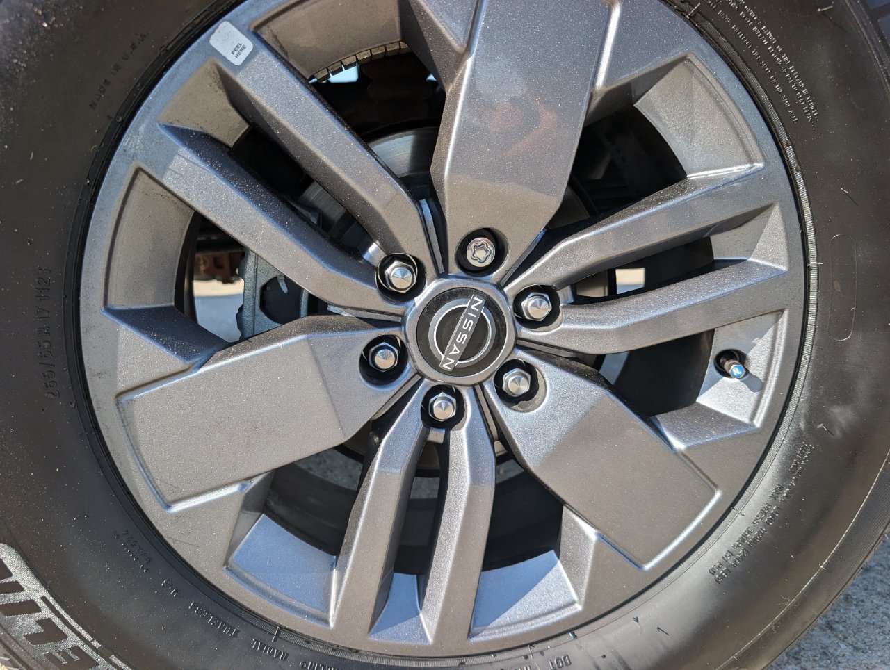 Certified 2025 Nissan Frontier SV AWD/4WD image 7