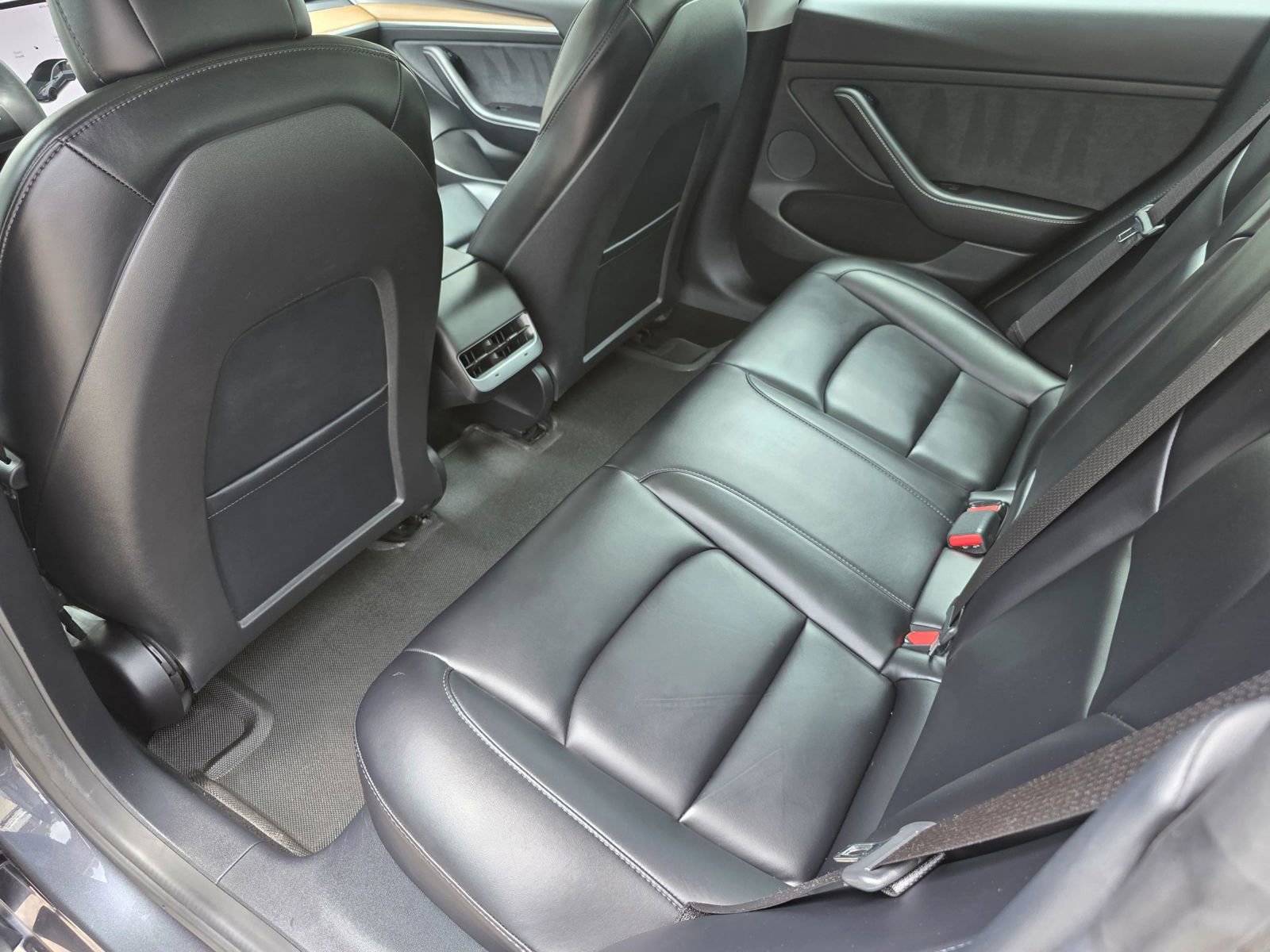 Used 2021 Tesla Model 3 Performance AWD/4WD image 32
