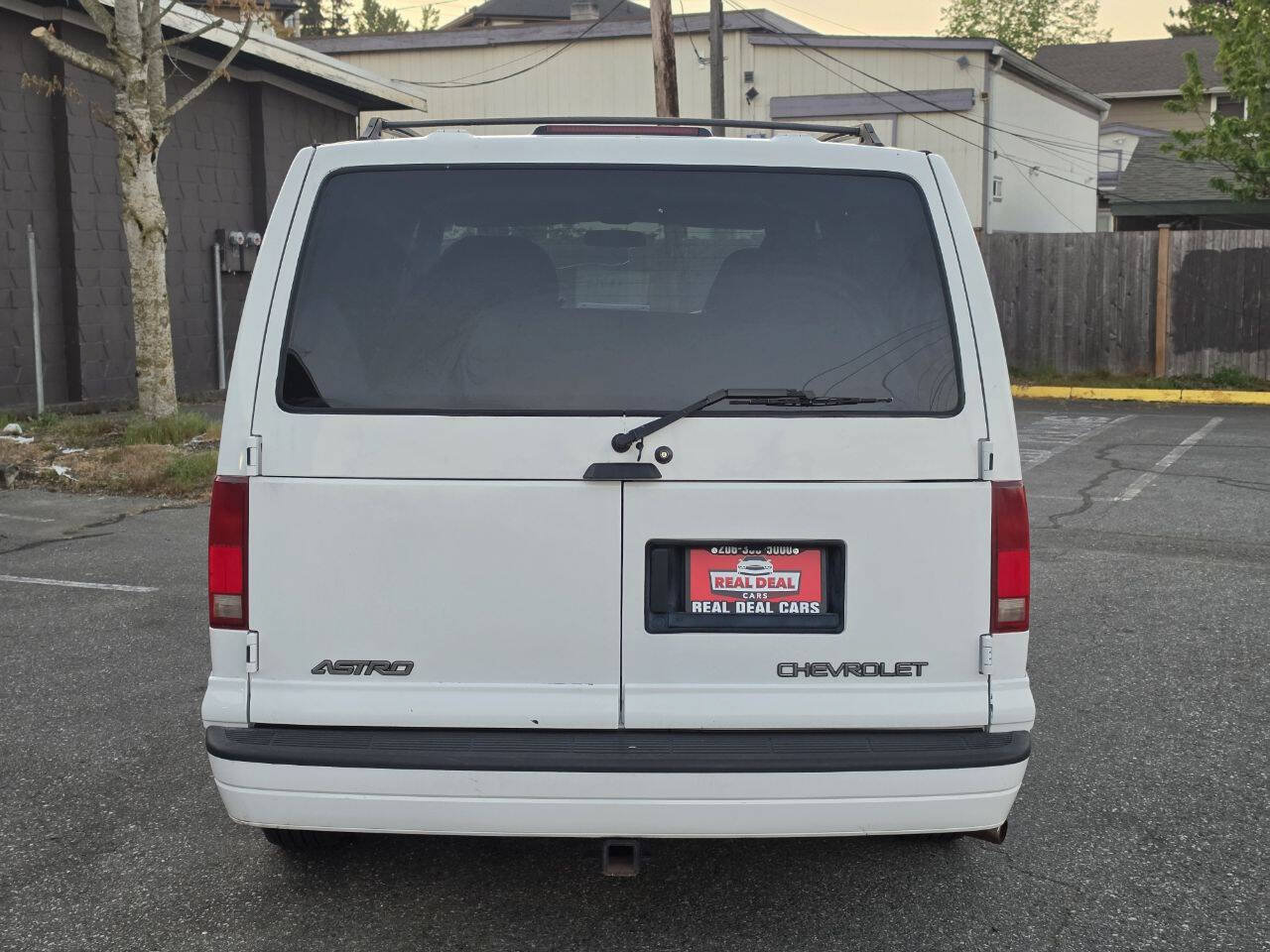 Used 2001 Chevrolet Astro Passenger RWD image 6
