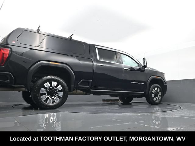 Used 2023 GMC Sierra 3500 Denali w/ Denali Ultimate Package AWD/4WD image 26
