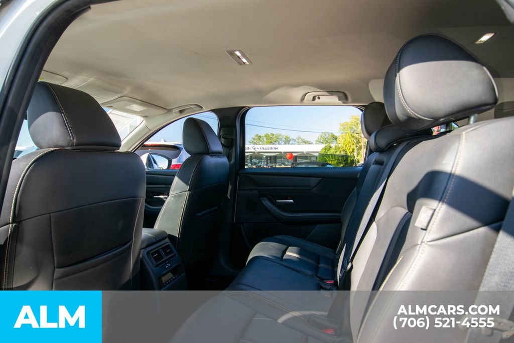 Used 2024 MAZDA CX-90 3.3 Turbo w/ Select Package image 9