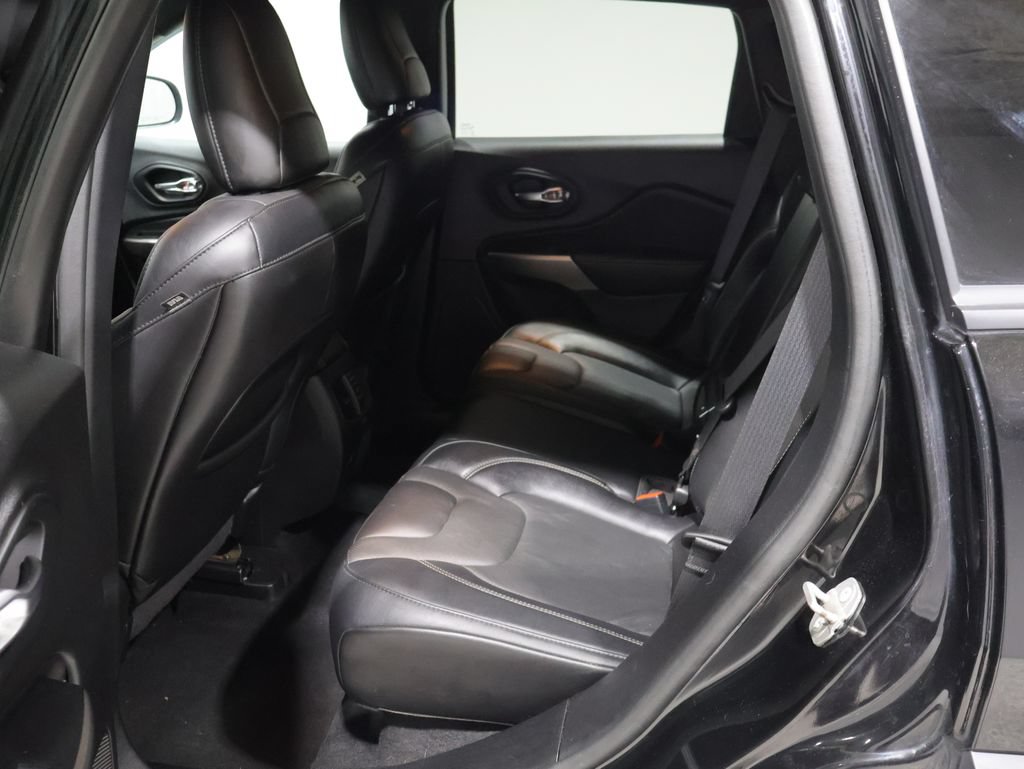 Used 2021 Jeep Cherokee Latitude Lux 80th Anniv w/ Quick Order Package 26U 80TH AWD/4WD image 17