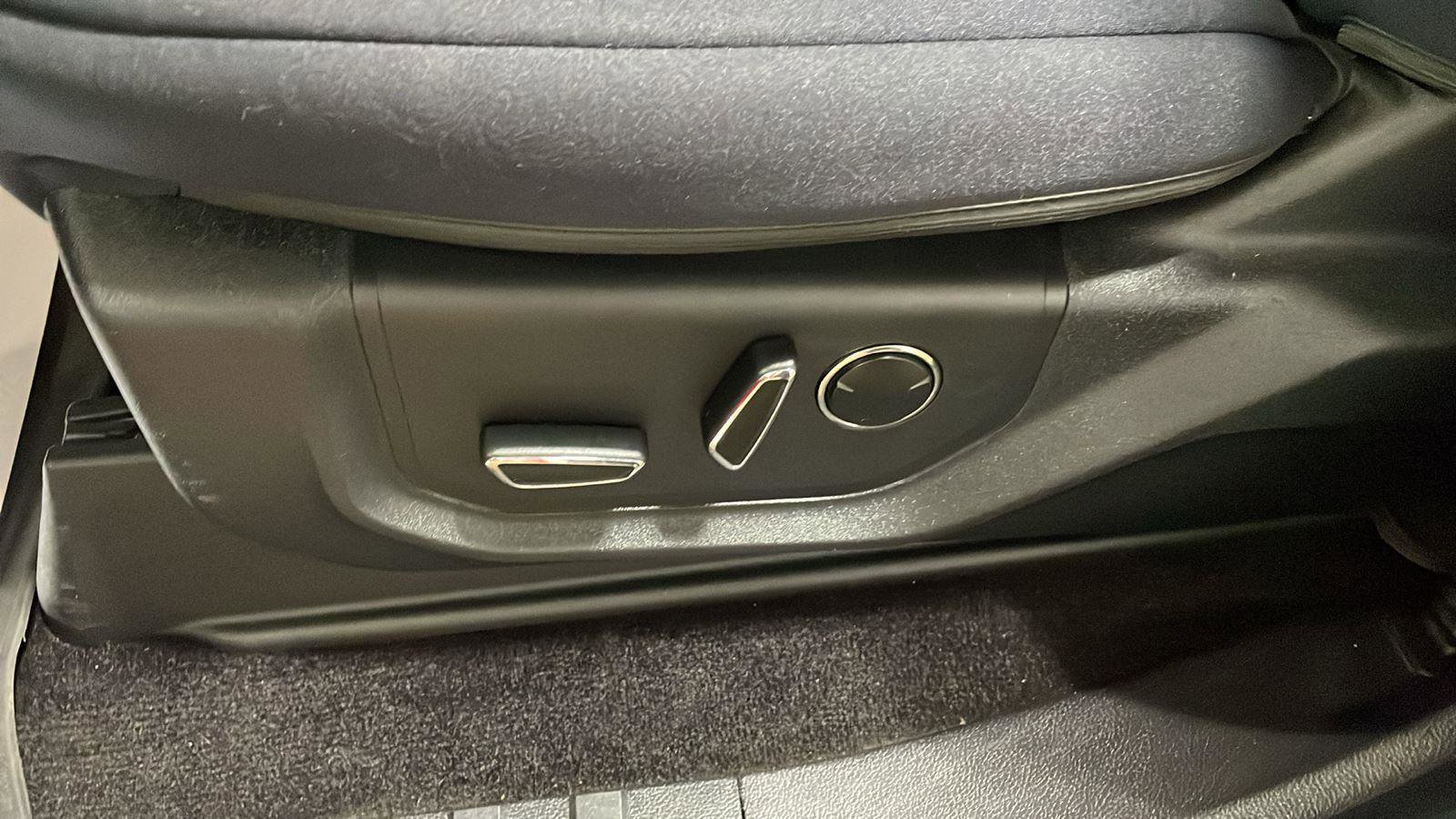 Used 2016 Ford F150 XLT w/ Equipment Group 302A Luxury image 14