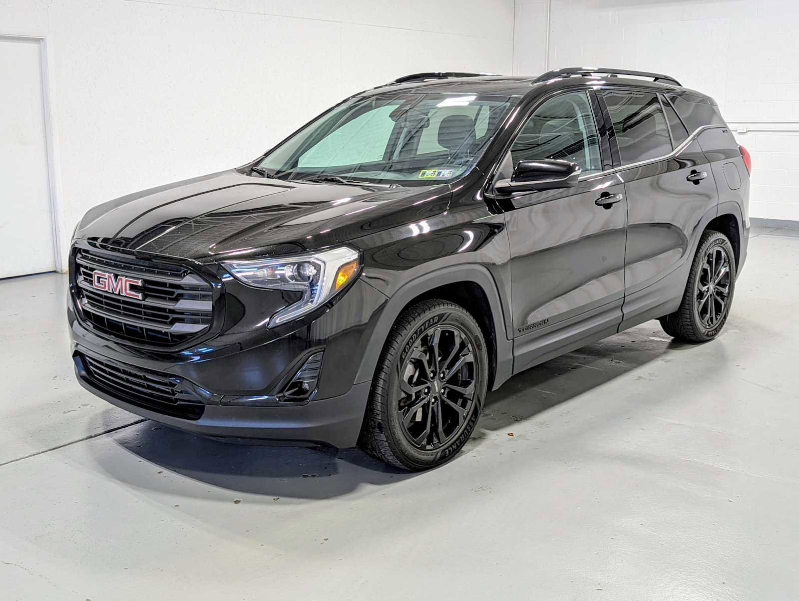 Used 2020 GMC Terrain SLT w/ Preferred Package