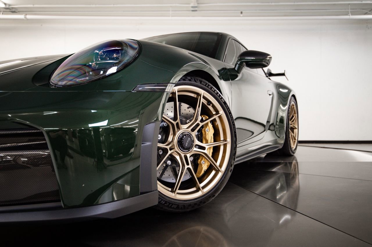 Certified 2025 Porsche 911 GT3 RWD image 12