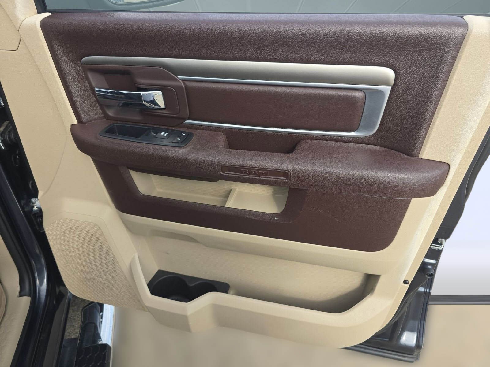 Used 2016 RAM 1500 Lone Star image 28