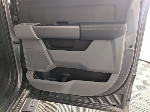 Used 2024 Ford F350 XLT image 31