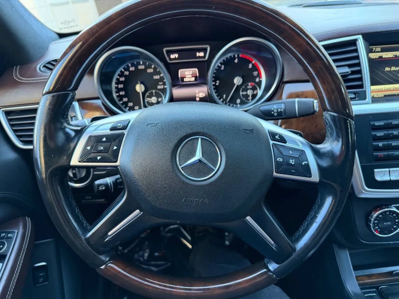 Used 2016 Mercedes-Benz GL 320 BlueTEC 4MATIC image 11