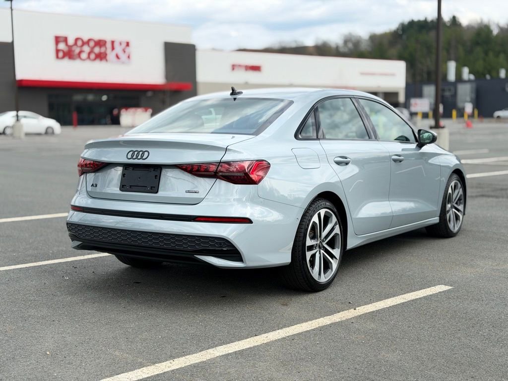 Used 2025 Audi A3 2.0T Premium w/ Black Optic Package image 7