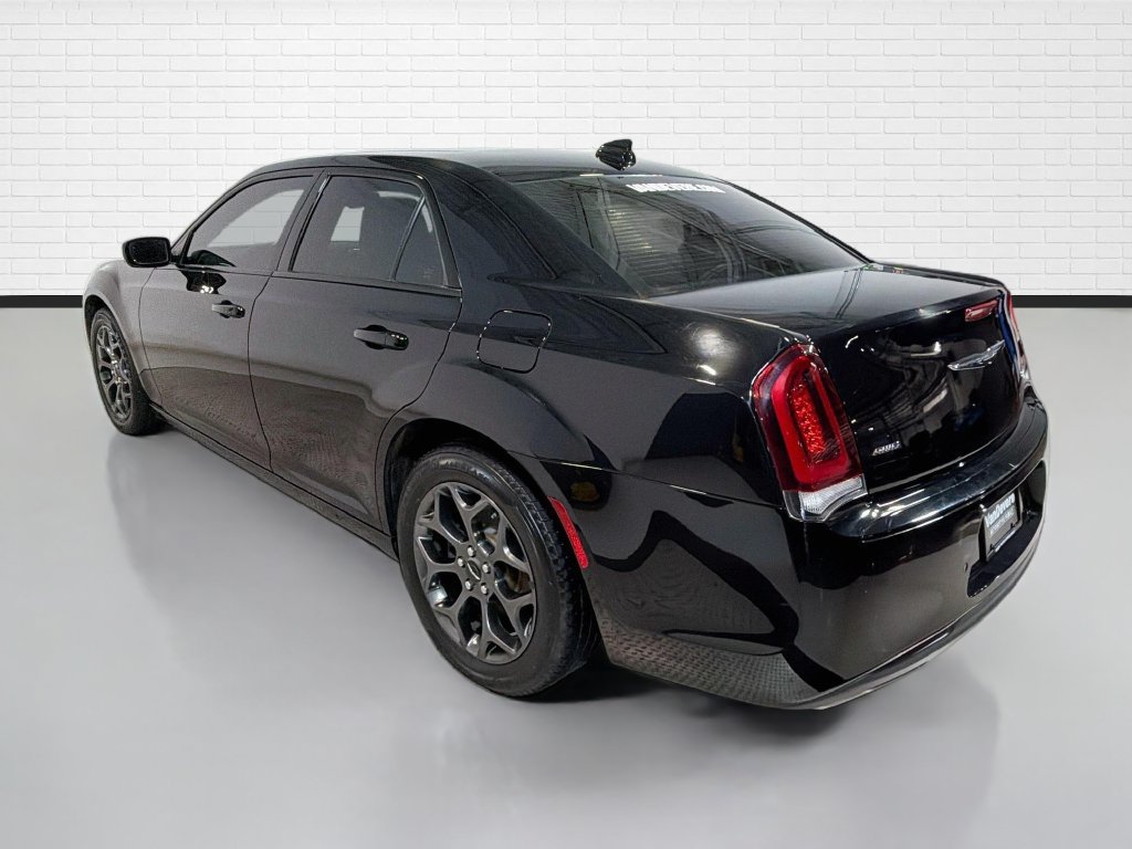 Used 2018 Chrysler 300 S w/ 300S Premium Group AWD/4WD image 5