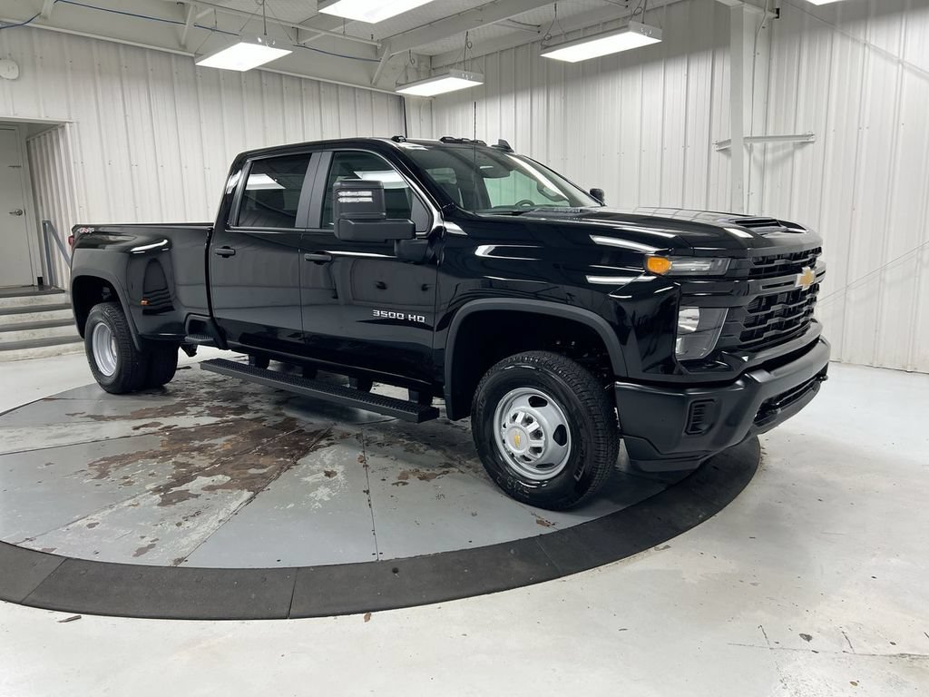 New 2026 Chevrolet Silverado 3500 W/T AWD/4WD image 2