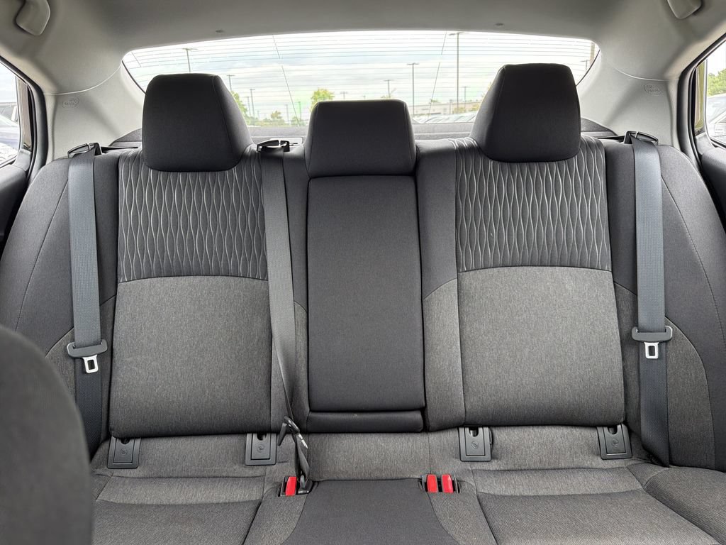 Used 2025 Toyota Camry LE FWD image 28