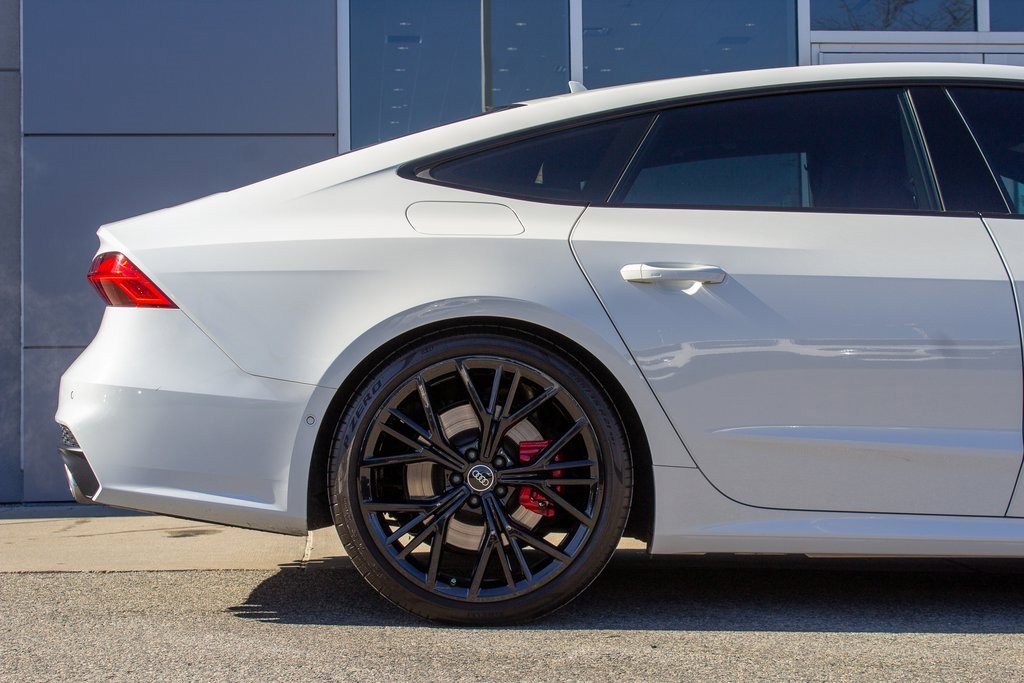 Used 2025 Audi S7 Prestige w/ Prestige Package image 6