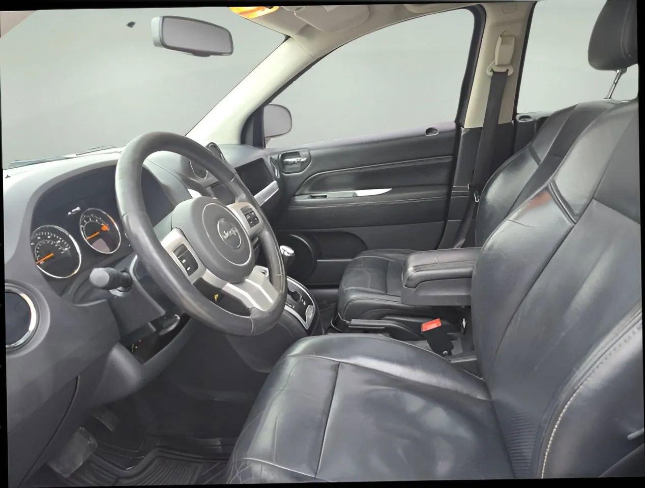 Used 2017 Jeep Compass High Altitude image 11