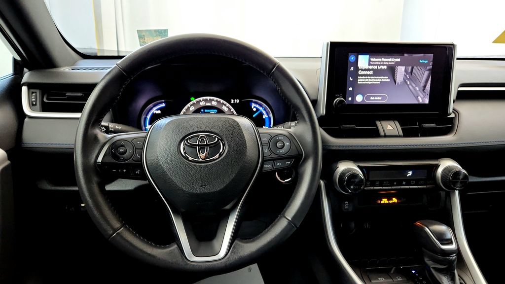 Used 2023 Toyota RAV4 SE AWD/4WD image 27