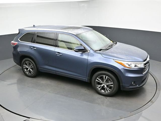 Used 2016 Toyota Highlander XLE FWD image 18