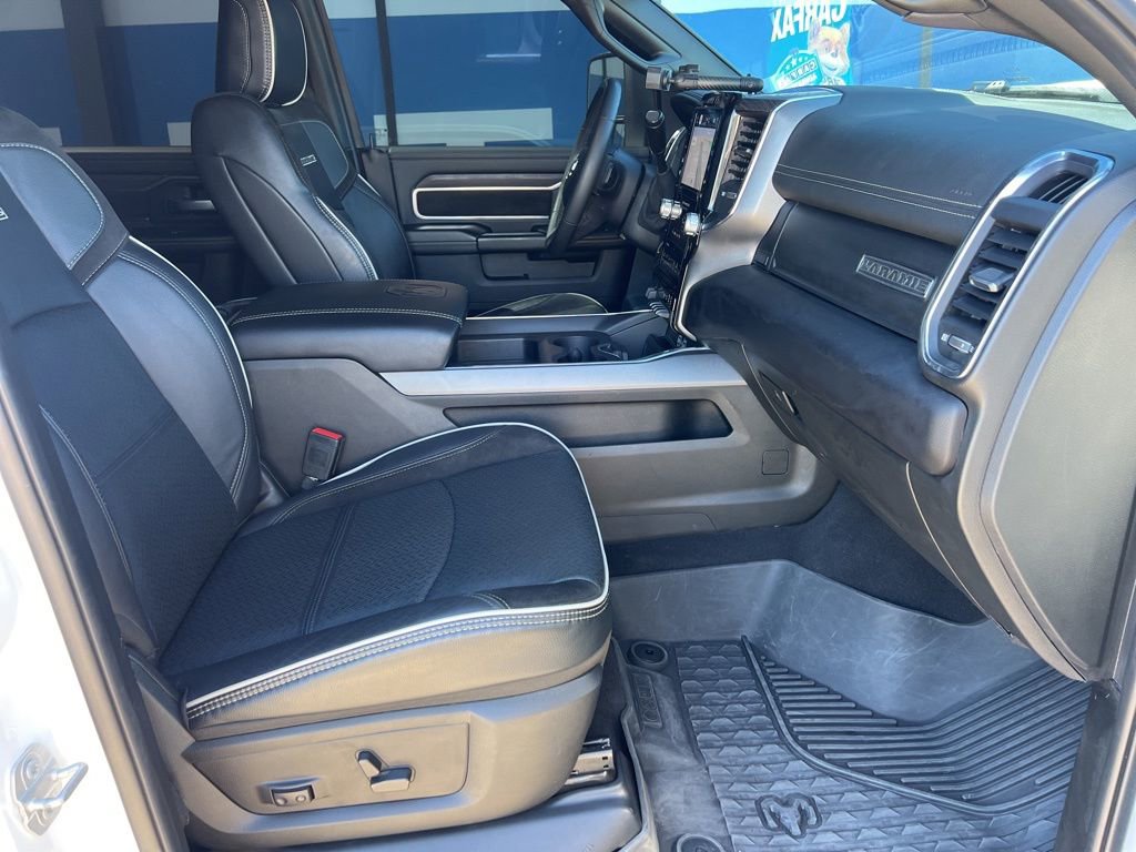 Used 2025 RAM 2500 Laramie w/ Sport Appearance Package image 13