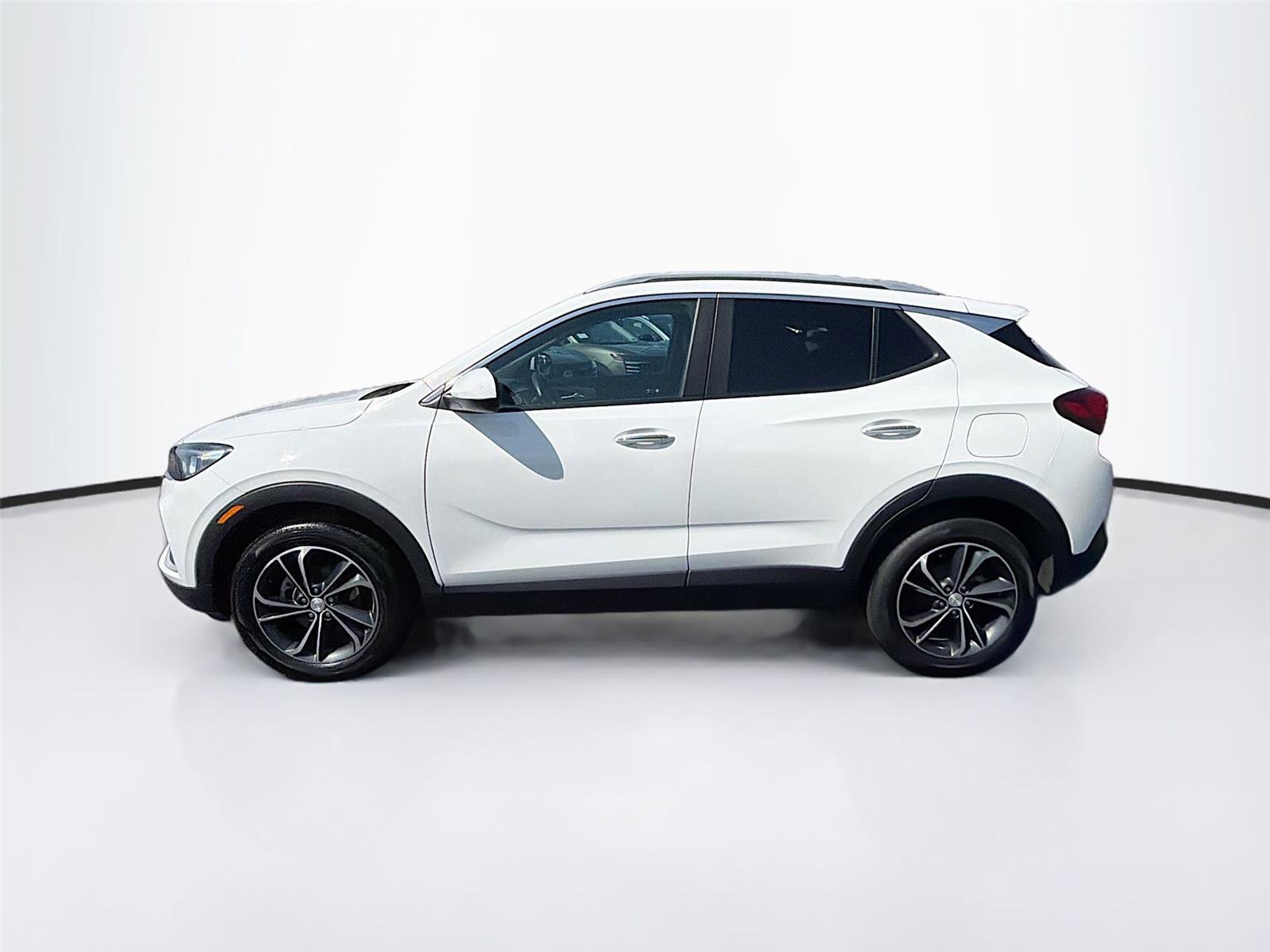 Used 2023 Buick Encore GX Select image 4