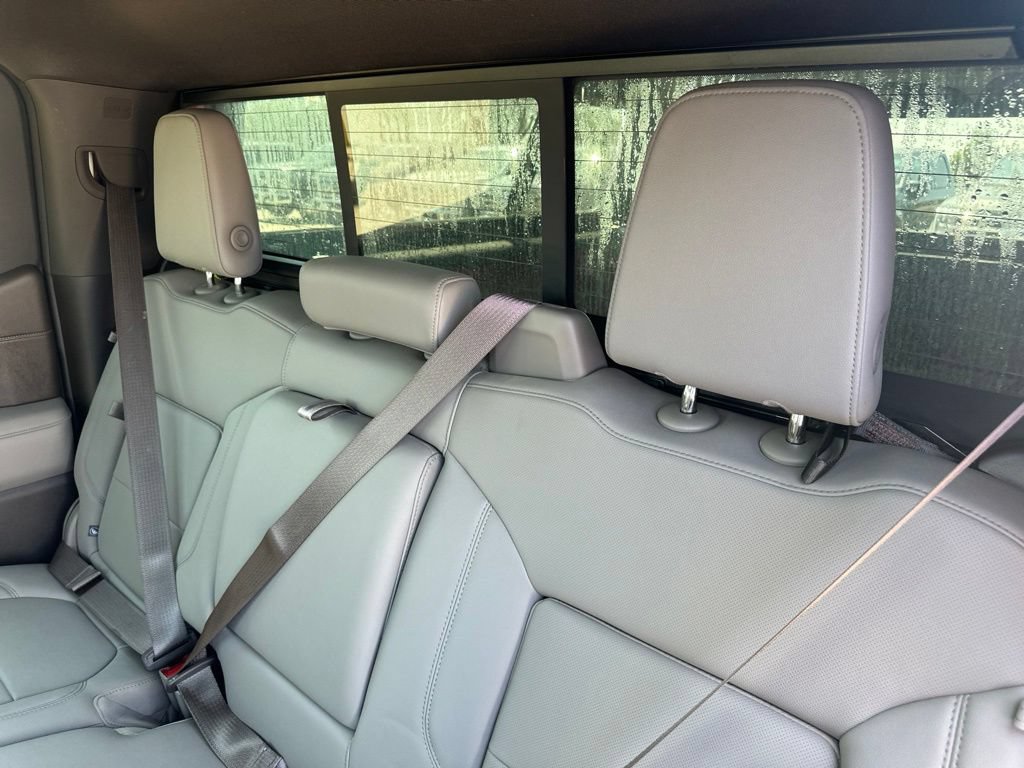 Certified 2022 Chevrolet Silverado 1500 LTZ w/ LTZ Premium Package AWD/4WD image 22