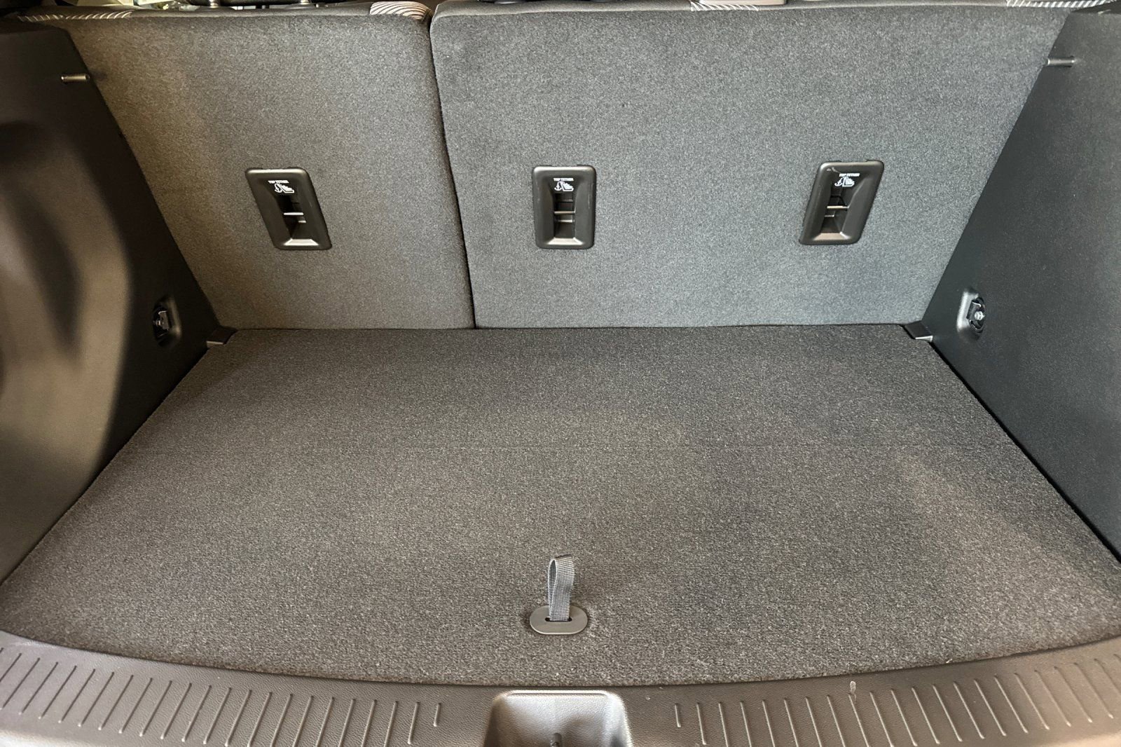 New 2027 Chevrolet Bolt LT w/ Comfort Package image 14