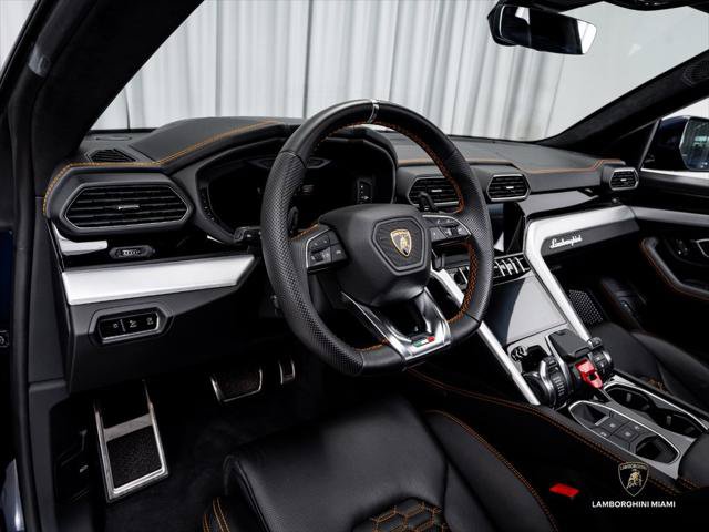 Used 2020 Lamborghini Urus AWD/4WD image 24