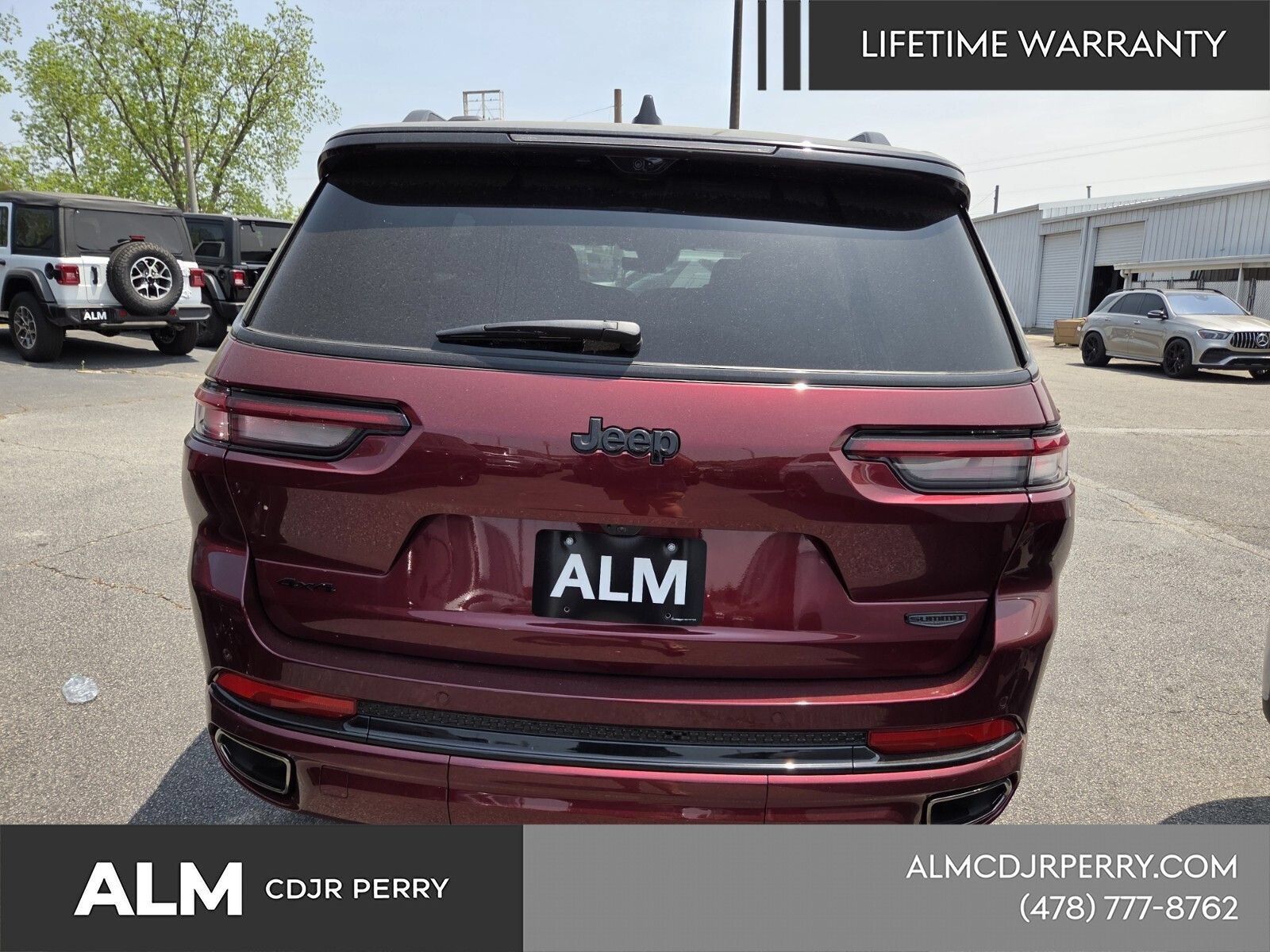 New 2025 Jeep Grand Cherokee L Summit AWD/4WD image 11