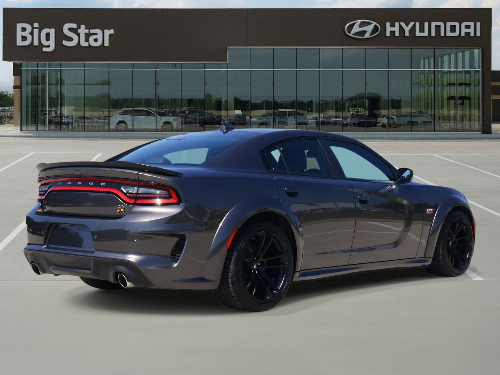 Used 2023 Dodge Charger Scat Pack RWD image 4
