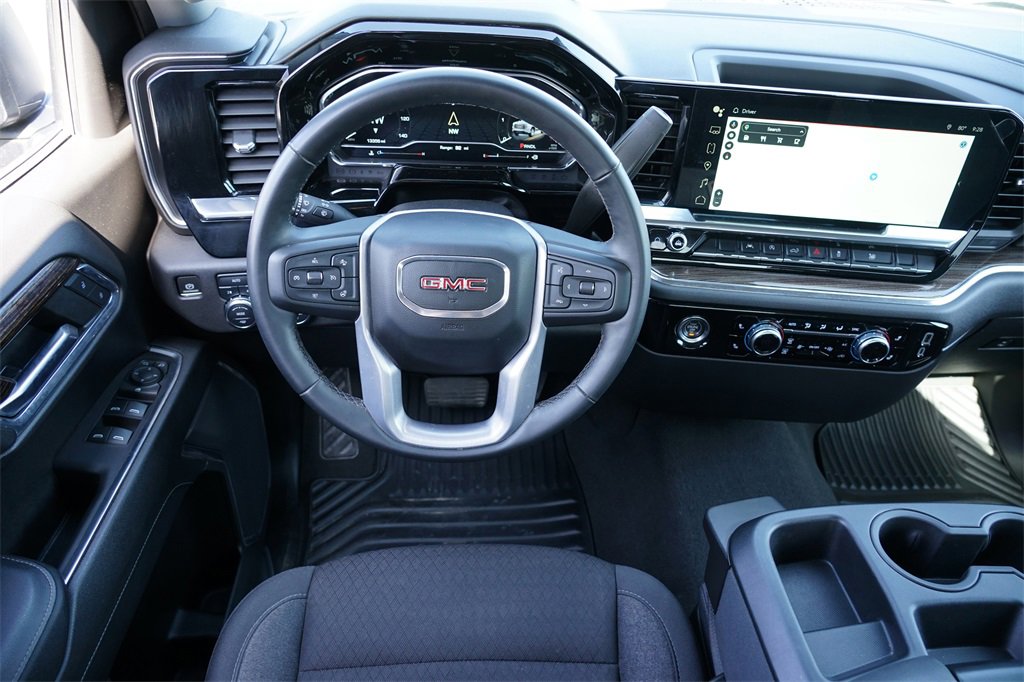 Used 2024 GMC Sierra 1500 Elevation image 21