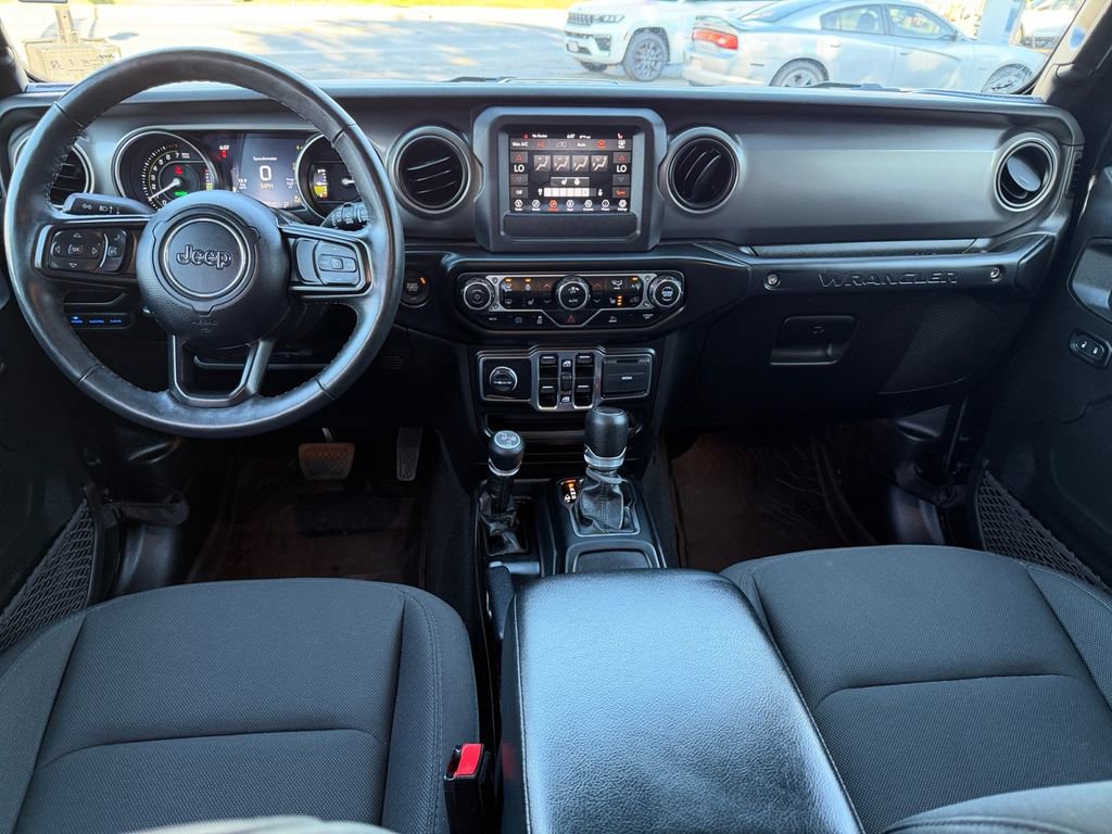 Used 2023 Jeep Wrangler Unlimited w/ Cold Weather Group AWD/4WD image 31
