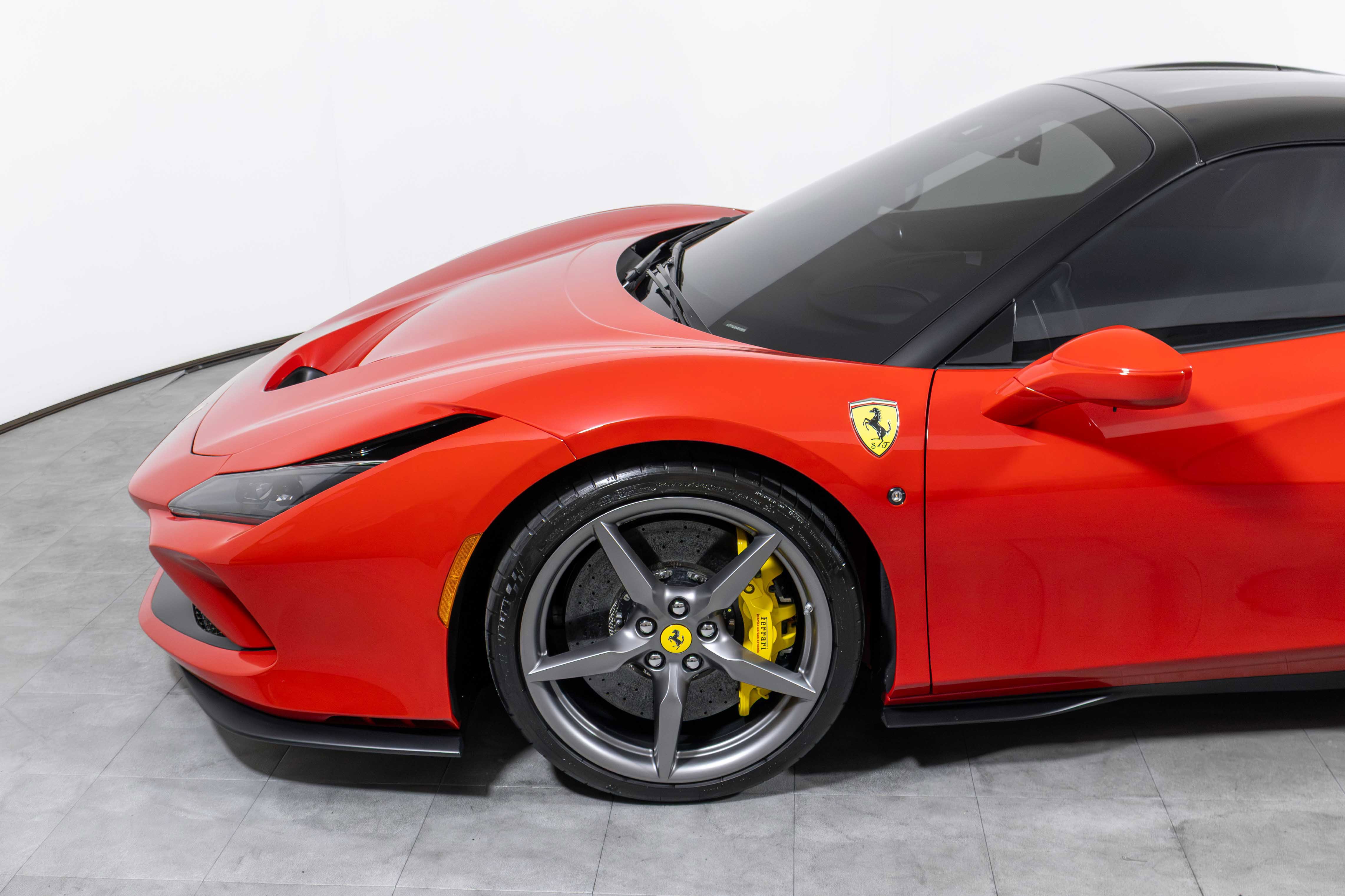 Certified 2023 Ferrari F8 Tributo image 21