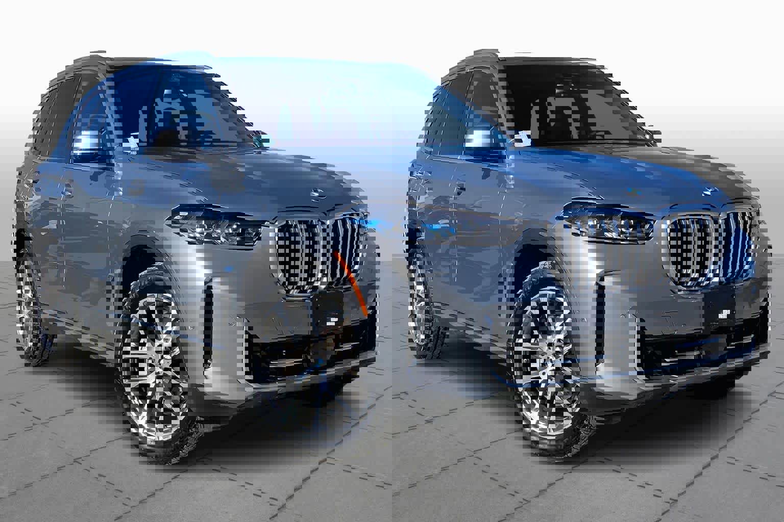 Certified 2025 BMW X5 xDrive40i w/ Premium Package image 2