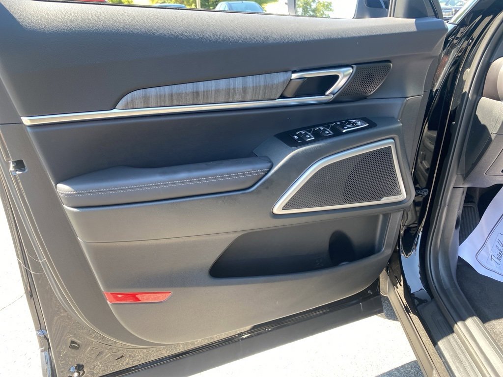 New 2025 Kia Telluride EX w/ EX Captain's Chair Package image 13