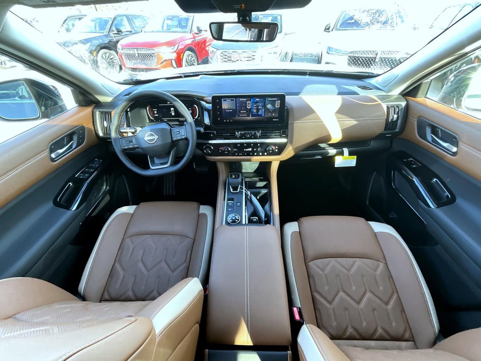 New 2026 Nissan Pathfinder Platinum image 15