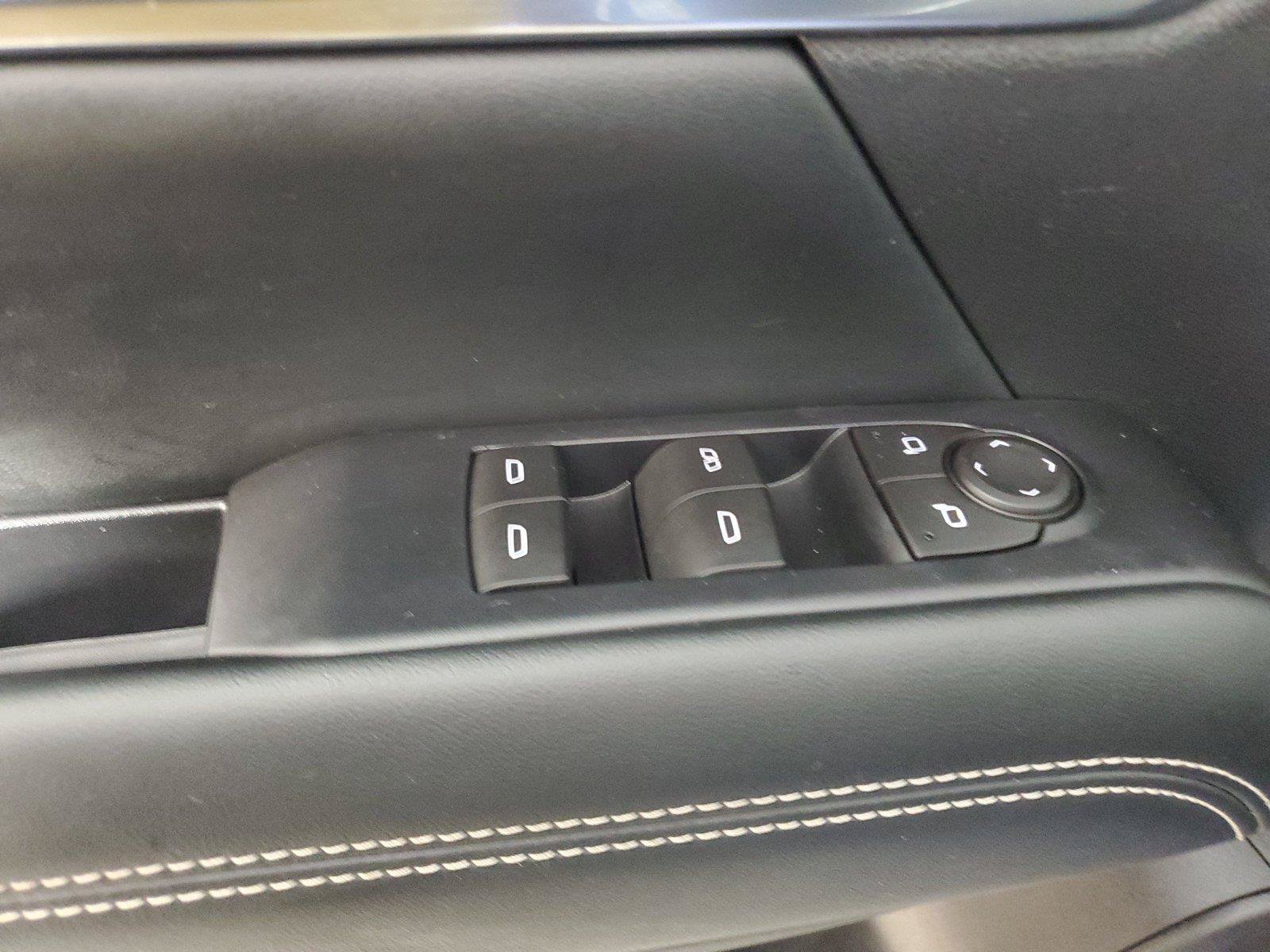 Used 2026 GMC Terrain Elevation AWD/4WD image 16