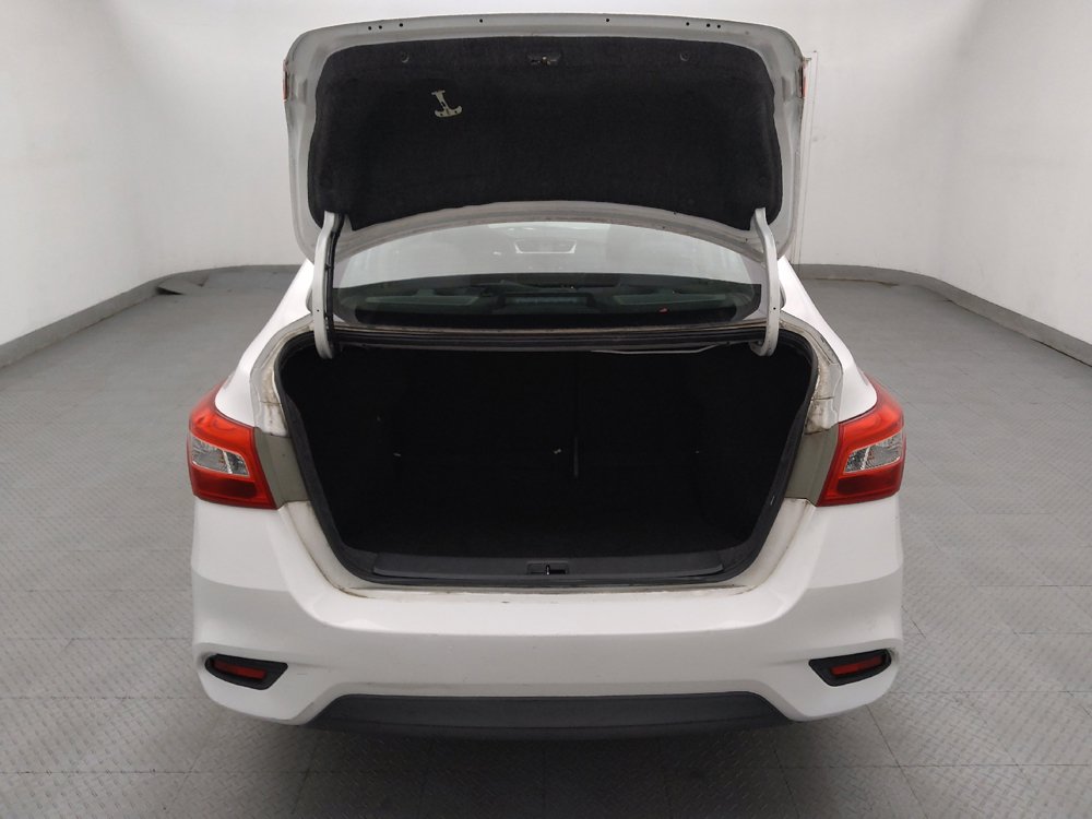 Used 2017 Nissan Sentra S FWD image 29