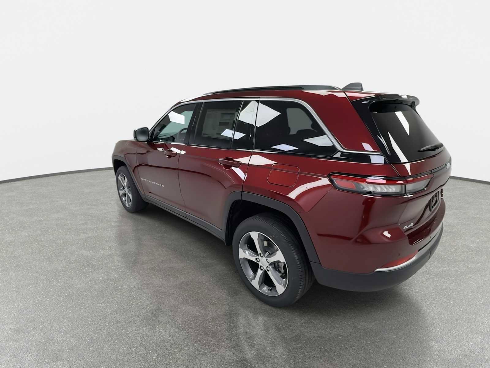 New 2026 Jeep Grand Cherokee Limited AWD/4WD image 6