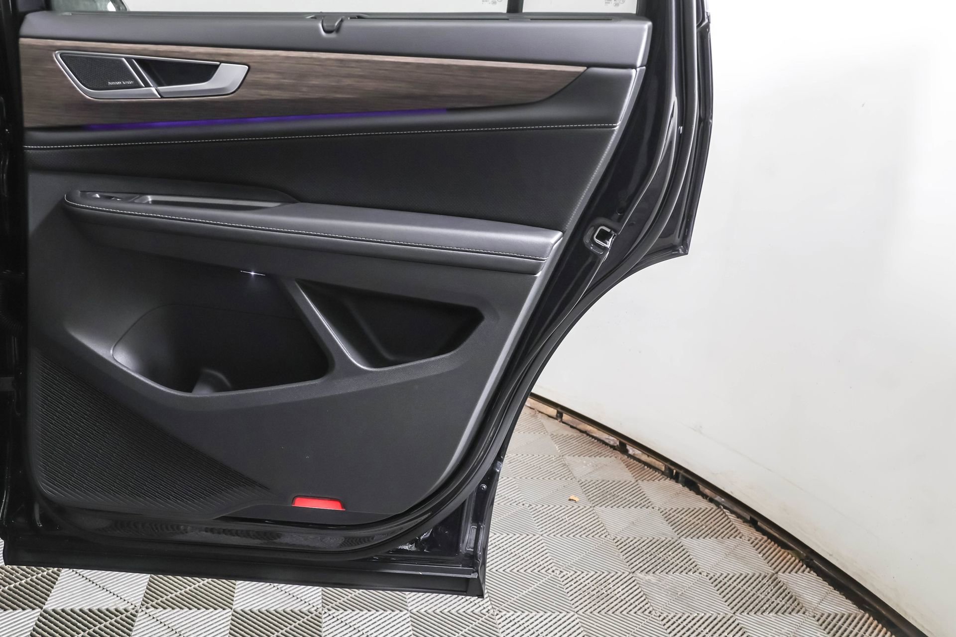 New 2026 Volkswagen Atlas SEL Premium R-Line image 43