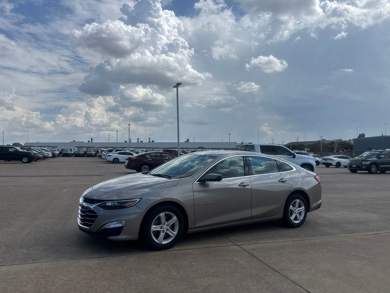 Used 2025 Chevrolet Malibu LS FWD image 11