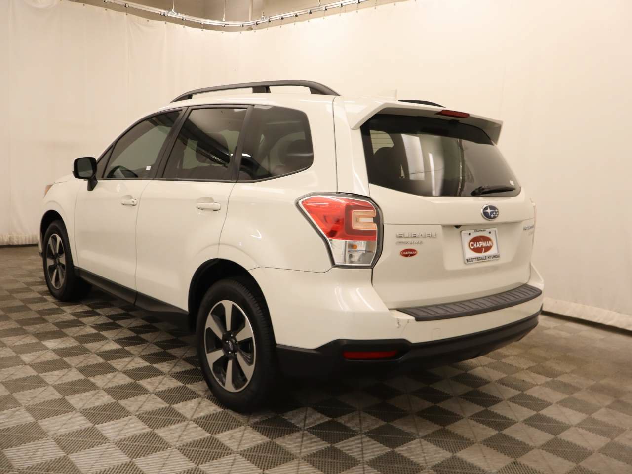 Used 2017 Subaru Forester 2.5i Premium w/ All-Weather Package AWD/4WD image 3