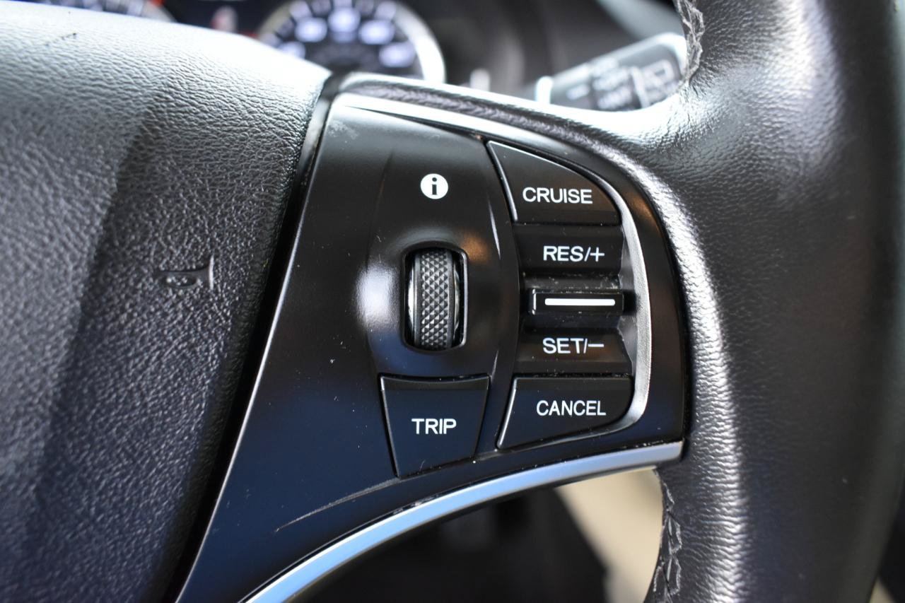 Used 2015 Acura MDX w/ Technology Package FWD image 16
