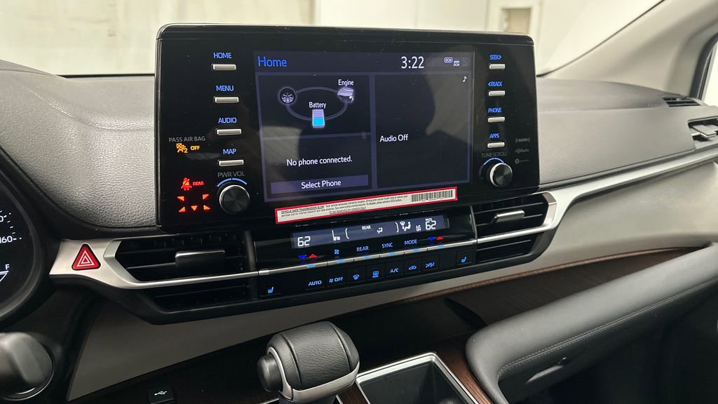 Certified 2024 Toyota Sienna XLE image 12