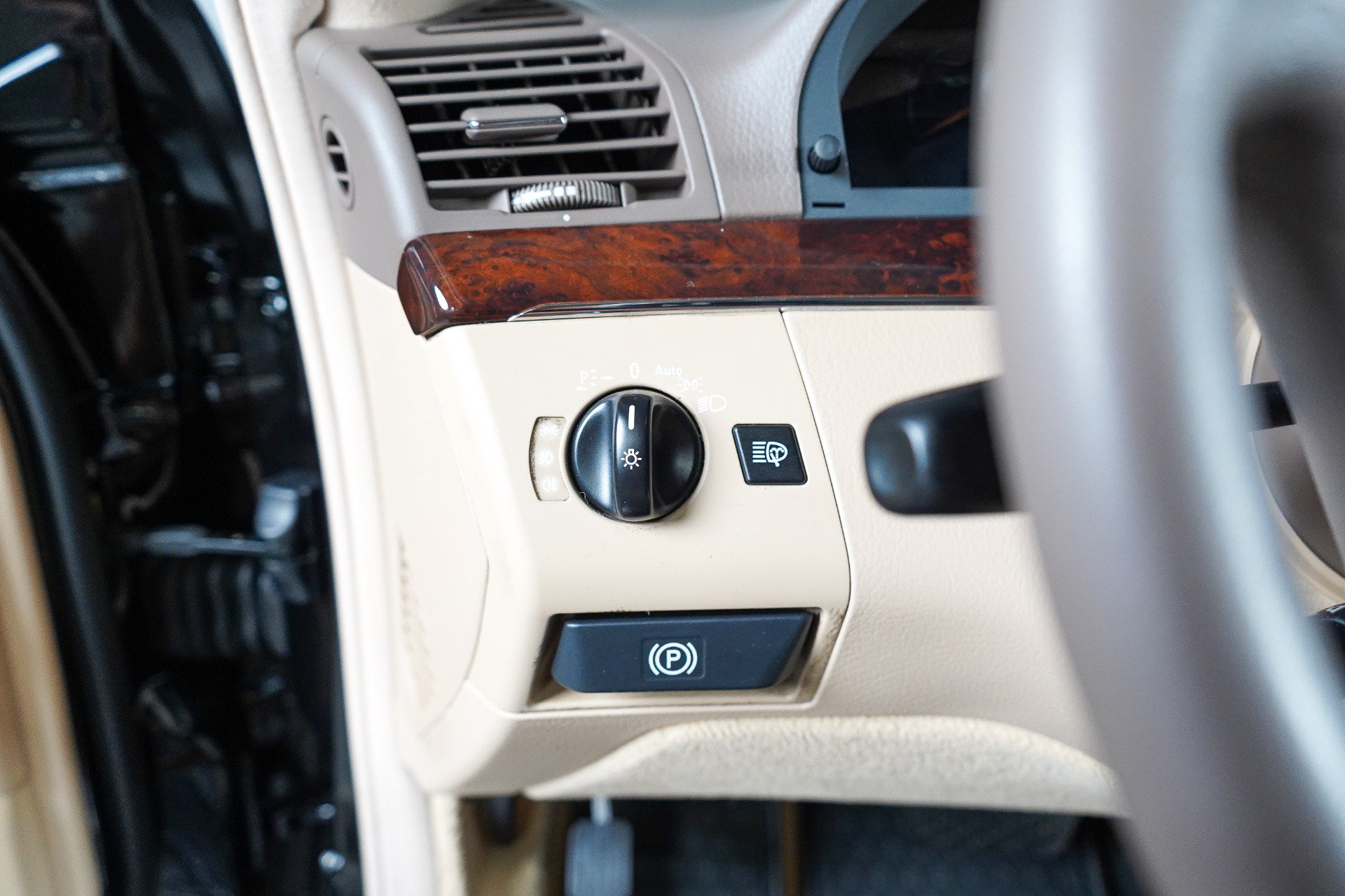 Used 2003 Mercedes-Benz S 500 4MATIC image 62