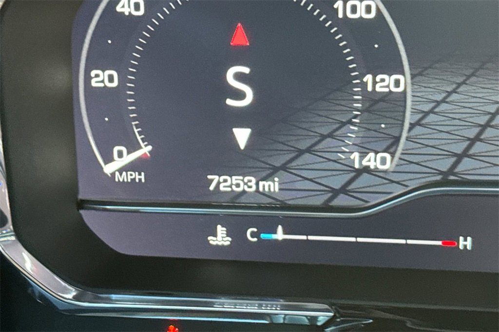 Used 2024 GMC Sierra 2500 SLT w/ SLT Premium Package image 25