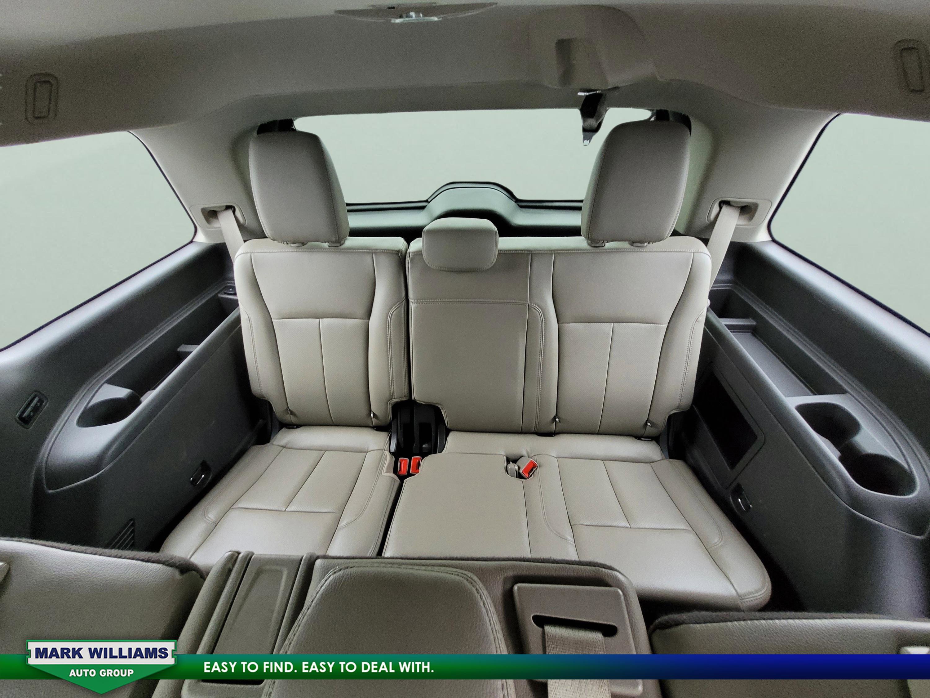 Certified 2019 Ford Expedition XLT w/ Equipment Group 201A image 16