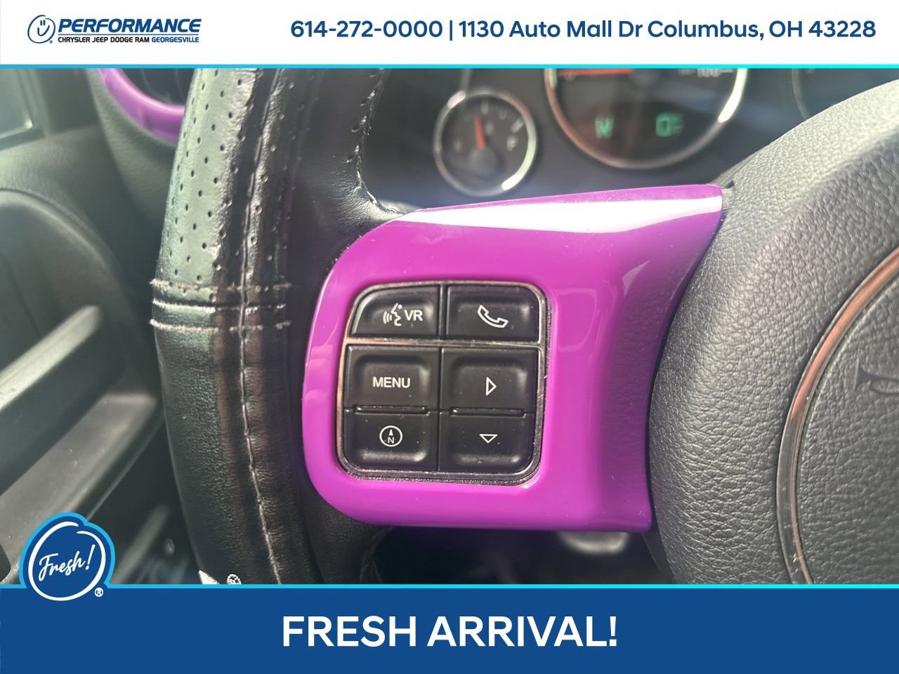 Used 2017 Jeep Wrangler Unlimited Sahara w/ Connectivity Group AWD/4WD image 17