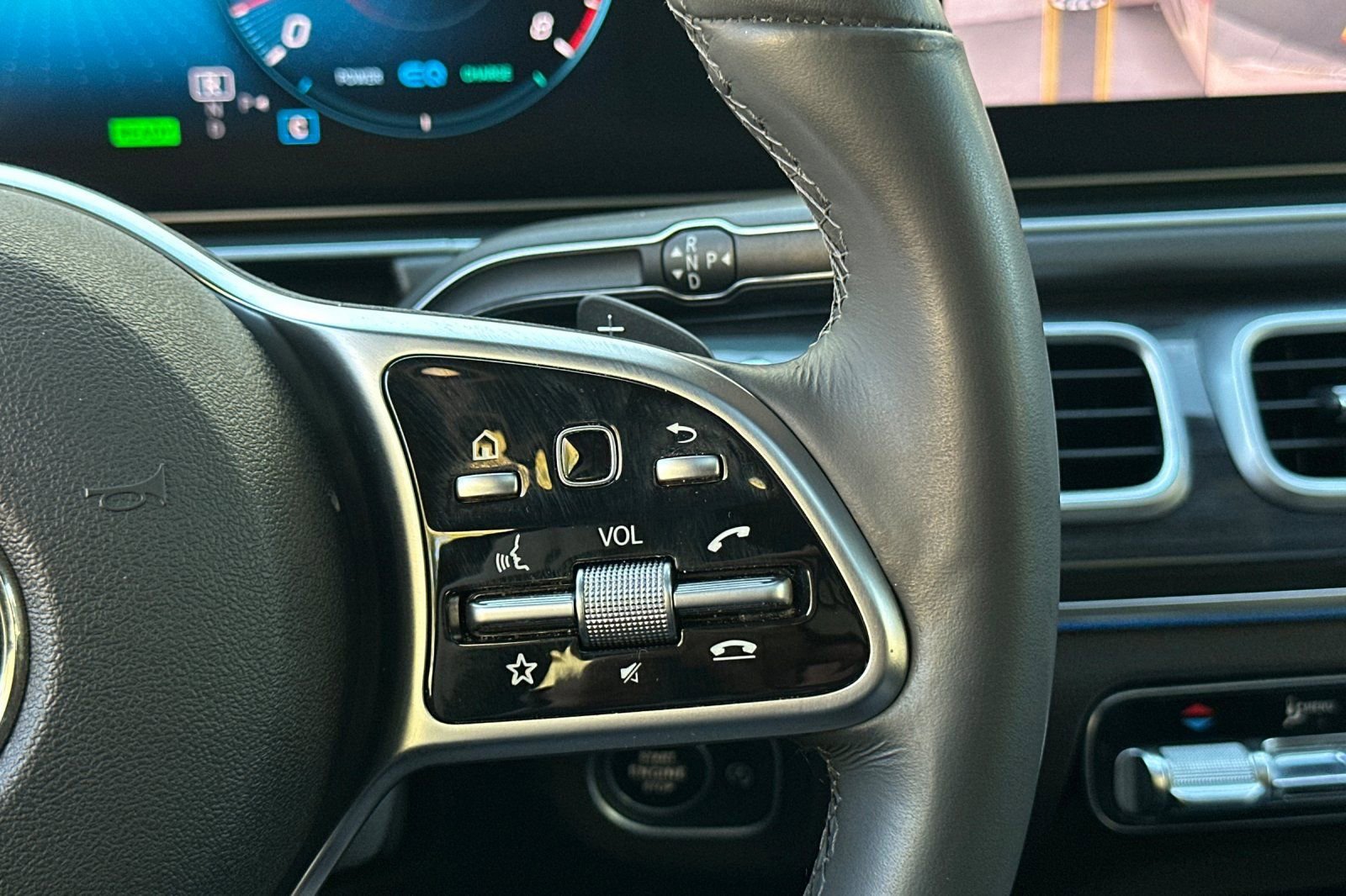 Certified 2020 Mercedes-Benz GLS 450 4MATIC image 31