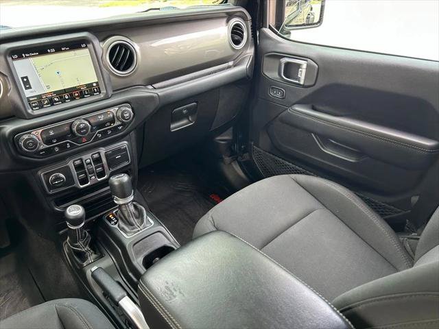 Certified 2018 Jeep Wrangler Unlimited Sahara AWD/4WD image 13