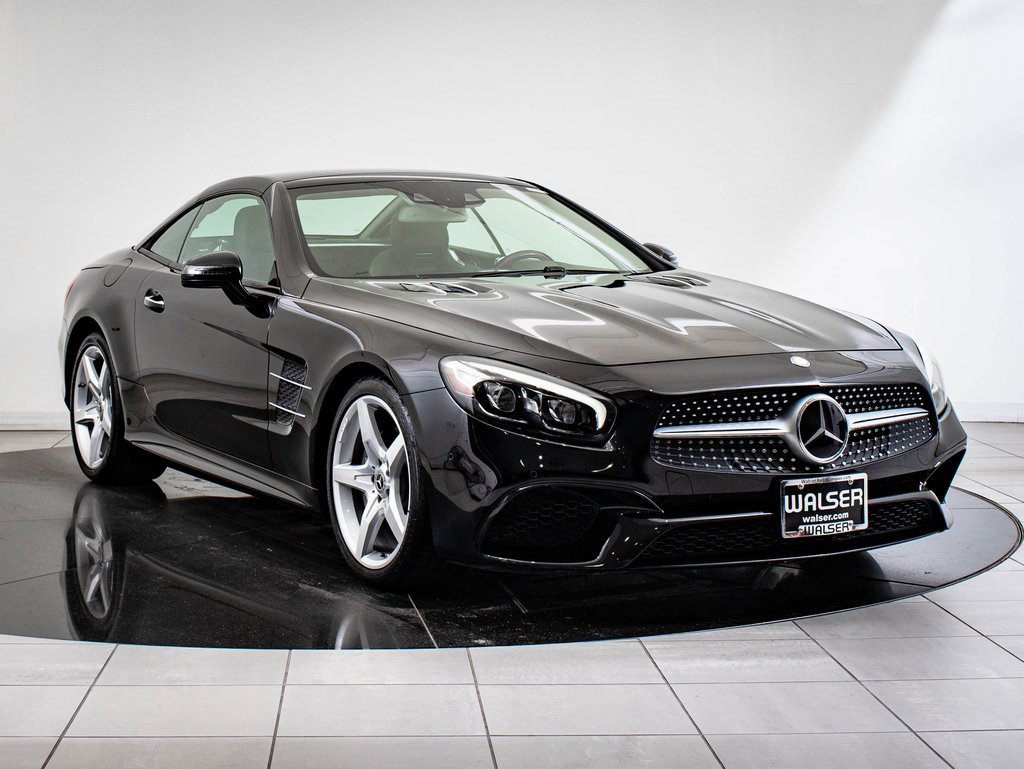 Used 2017 Mercedes-Benz SL 550 image 12