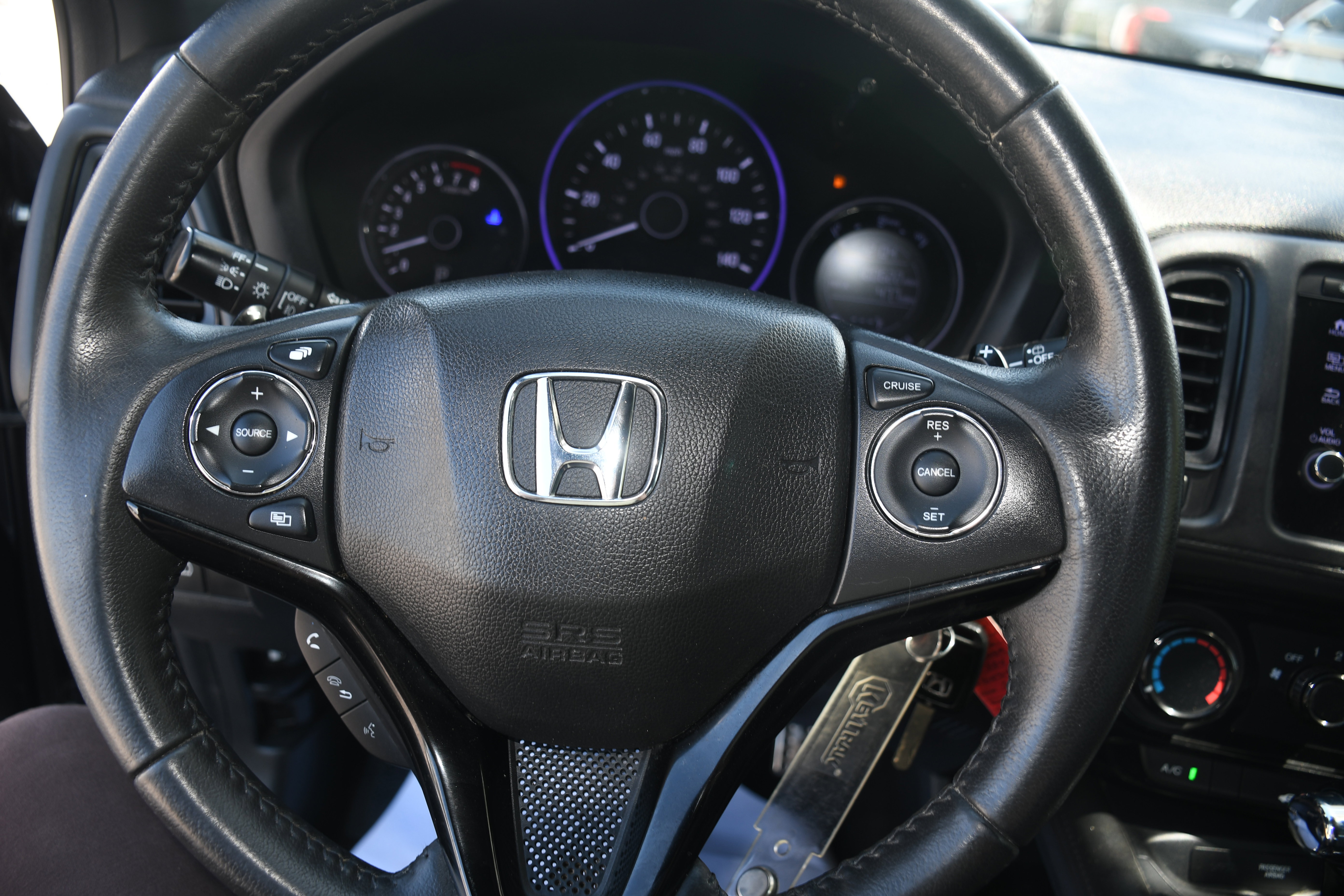 Used 2022 Honda HR-V Sport image 12